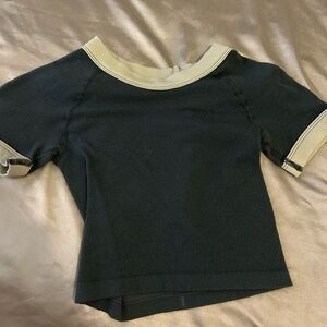 urban outfitters cropped two different blue tee